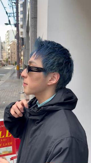 ブリーチで明るくしてからできるブルーカラー 