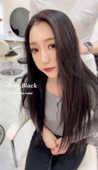 ロング カラー ワンホン×髪質改善 つのーか🩶‪🫧のヘアスタイル