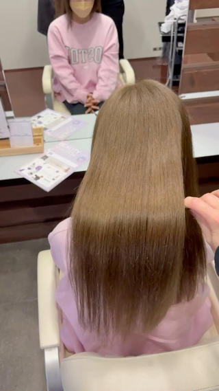 3000円でブリーチなしWカラーもさせて頂いてます！ 