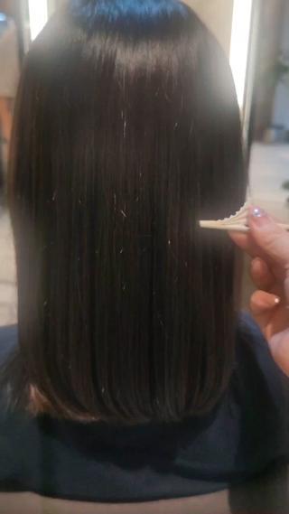 3回目の髪質改善♪
もともと髪質が綺麗な方なのでさらにツヤツヤ度up
長持ちの秘訣はしっかり乾かすこと！！ 