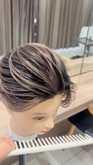 カラー メンズ 寺内 紳悟のヘアスタイル