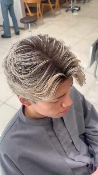 カラー メンズ 寺内 紳悟のヘアスタイル