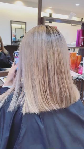 ケアブリーチ使用で艶残します！
ブリーチ二回してます！ 