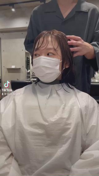 大人かわいいショートボブに大変身