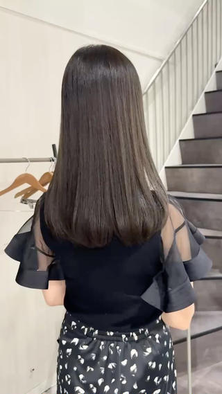 ロング カラー Kamie 三宮のヘアスタイル