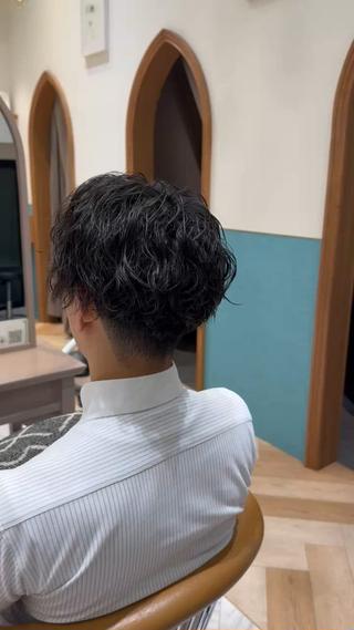 他店のお直しも是非お任せ下さい！
メンズに特化した技術で〝なりたい〟を叶えます 