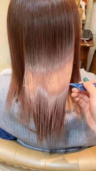 ミディアム brits所属・brits  🌿 aiのヘアスタイル