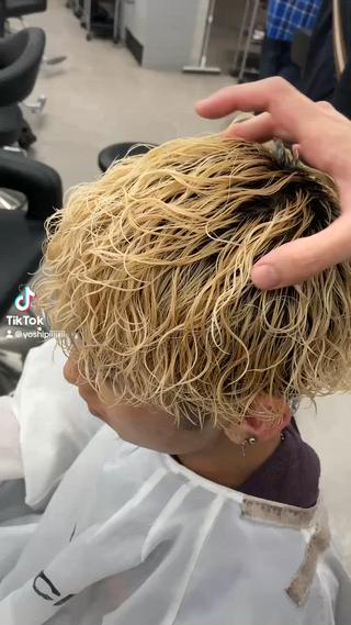 パーマ メンズ 波巻き/サーフカール 🌊吉野裕稀のヘアスタイル