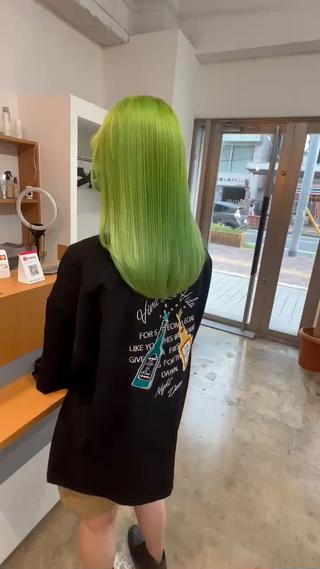 ミディアム カラー Lia TOKYO 大津優樹のヘアスタイル