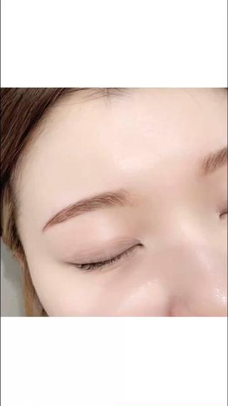 眉専門サロンで眉の悩みを解決
似合う眉と色味で変わる！ 