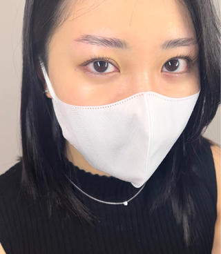 コスメリフトフル
コスメブロウ(いずれもメイクなし)
セルフメイクも楽になる

自然な仕上がりに… 