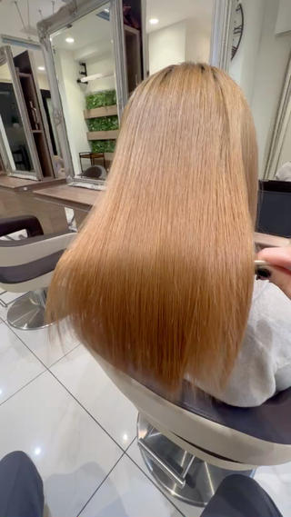 セミロング 🩰似合わせ艶カラー Kirara🐩🎀のヘアスタイル