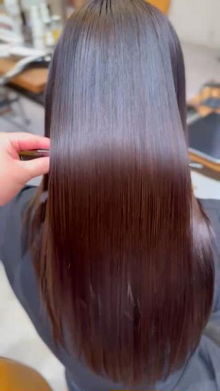 ロング やはらりの/ 透明感カラー‎のヘアスタイル