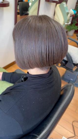 ショート カラー Litmus hair salon所属・二子玉川/脱白髪染 /髪質改善/ソーエンのヘアスタイル