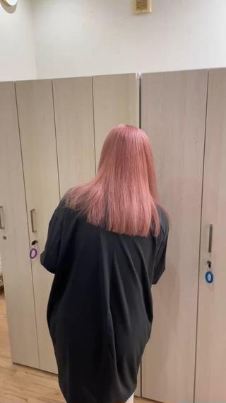 ペールピンク
ブリーチ2回必須、色落ちも可愛い 