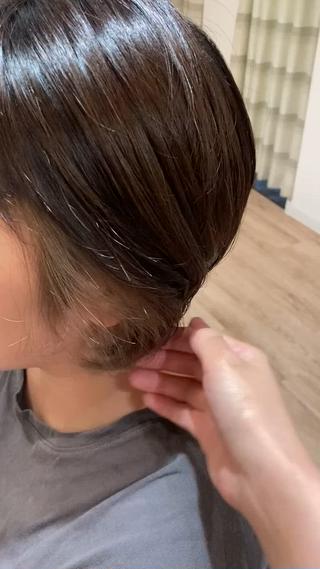 ホワイトベージュ