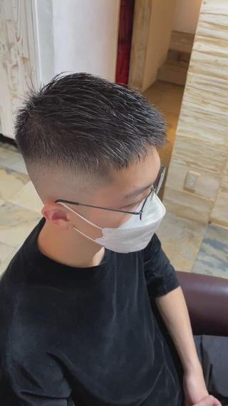 ショート メンズ 🌞メンズパーマ ONOE💈のヘアスタイル