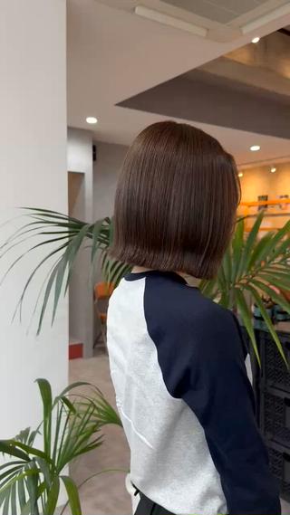 丸くなるボブが好きではない方は髪質改善ストレートと一緒にご予約していただくのがおすすめです！ 