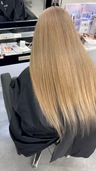 ダブルカラー+エクステ
ハイトーンでもしっかりエクステ馴染みます
#ハイトーンエクステ
#エクステ
#ハイトーン