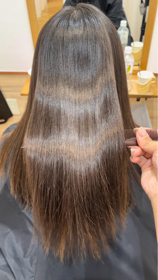 セミロング 🌼カラー縮毛矯正 🌼渡辺歩🌼のヘアスタイル