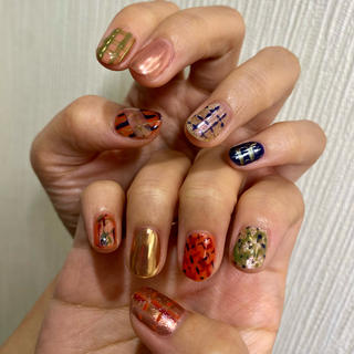 秋らしさを出しつつ頂いた画像をイメージしてデザインしました 