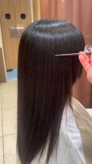 ロング 奥寺 沙菜のヘアスタイル