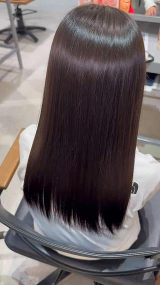 ロング THE SKY所属・水口 友希のヘアスタイル