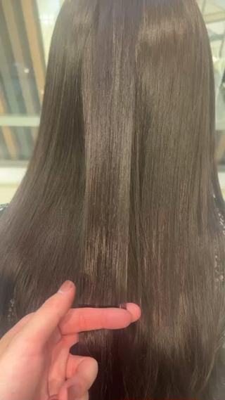 ロング カラー VANCOUNCIL ヨシキのヘアスタイル