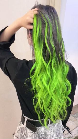 ダークグレージュ&エレクトリックイエロー☆ 