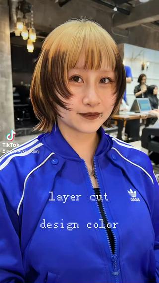 セミロング カラー haco＋所属・圧倒的デザイン力 店長🎨RENAのヘアスタイル