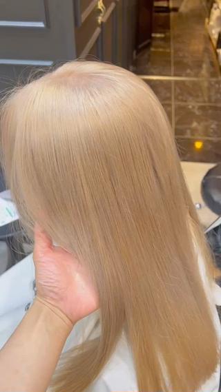 ロング カラー haco＋所属・圧倒的デザイン力 店長🎨RENAのヘアスタイル