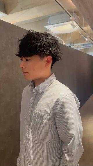 金山/金山駅/メンズ/メンズカット/メンズパーマ/メンズカラー/ニュアンスパーマ/フェザーパーマ/スパイラルパーマ/シャドウパーマ/スペインカールパーマ/ピンパーマ/ツイストパーマ/ツイストスパイラルパーマ/スパイキーショート/マッシュ/ウルフ/センターパート/韓国/ブリーチ/フェード/メッシュ/ハイライト 