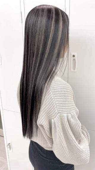 ロング カラー 奥山義進/大宮 /ダブルカラーのヘアスタイル