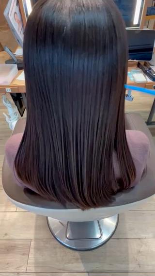 髪に優しい酸性のお薬でつやつやさらさらに️
朝のセット楽しくなります 