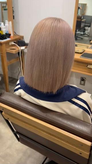 ミディアム ︎☀️はるき︎︎☁️ 似合わせ/ハイトーンのヘアスタイル