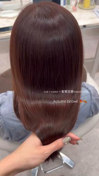 《 color 》
赤みを消した【透明感カラー】や肌馴染みのいい【ベージュカラー】など薬剤にもこだわって作っています
雰囲気に合わせたニュアンスカラーもご相談ください︎
赤みが強いのが気になる方や、ベースが暗めの方はシークレットハイライトのメニューでご予約ください!