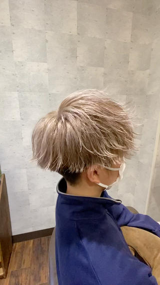 2ブリーチ　ホワイティーベージュ 