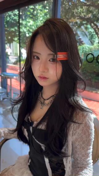 カラー RiA/レイヤーカッ ト/髪質改善のヘアスタイル