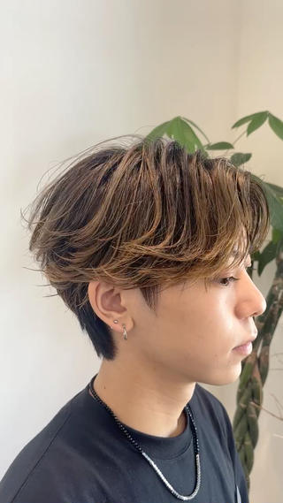 ショート カラー メンズ 鼎一真ハイトーン/ パーマ/何でも屋さんのヘアスタイル
