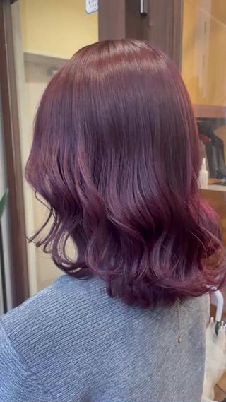 ミディアム 《髪質改善 UN BLEACH》のヘアスタイル