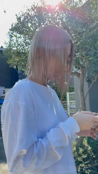 ホワイトベージュ 