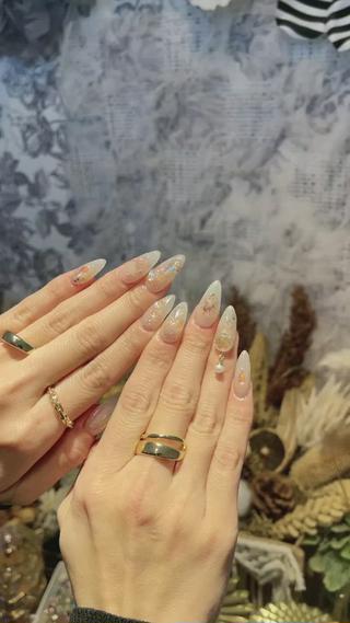 セミロング めぐみのネイルサロン 惠のネイルデザイン