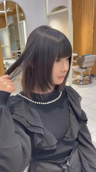 ミディアム 𝐑𝐞𝐨/透明感 𝐜𝐨𝐥𝐨𝐫のヘアスタイル