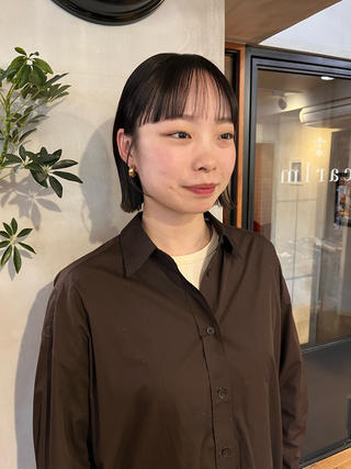 ショート カラー 上川 美幸のヘアスタイル