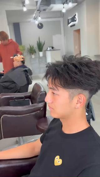 短めフェザーショート 