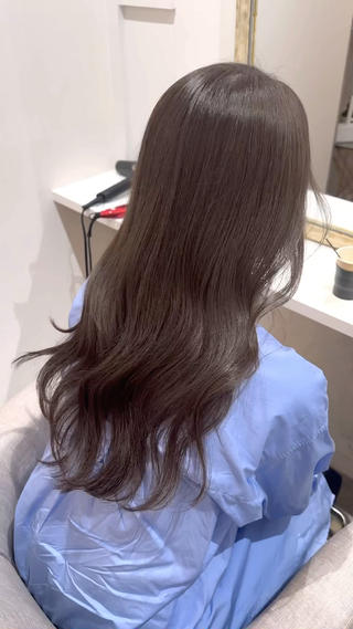 ロング カラー 赤み無し柔らかカラー 【梅田】madokaのヘアスタイル