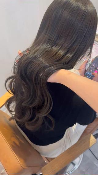 ロング カラー 赤み無し柔らかカラー 【梅田】madokaのヘアスタイル