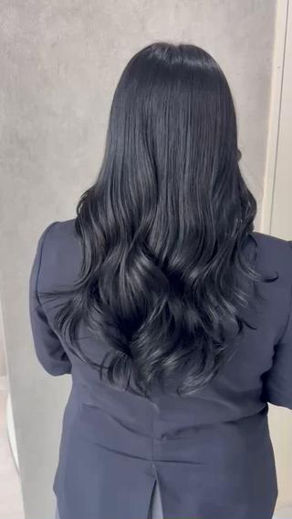 ロング カラー 赤み無し柔らかカラー 【梅田】madokaのヘアスタイル