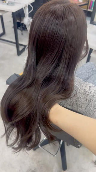 ロング カラー 赤み無し柔らかカラー 【梅田】madokaのヘアスタイル