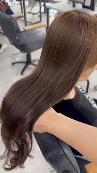 ロング カラー 赤み無し柔らかカラー 【梅田】madokaのヘアスタイル